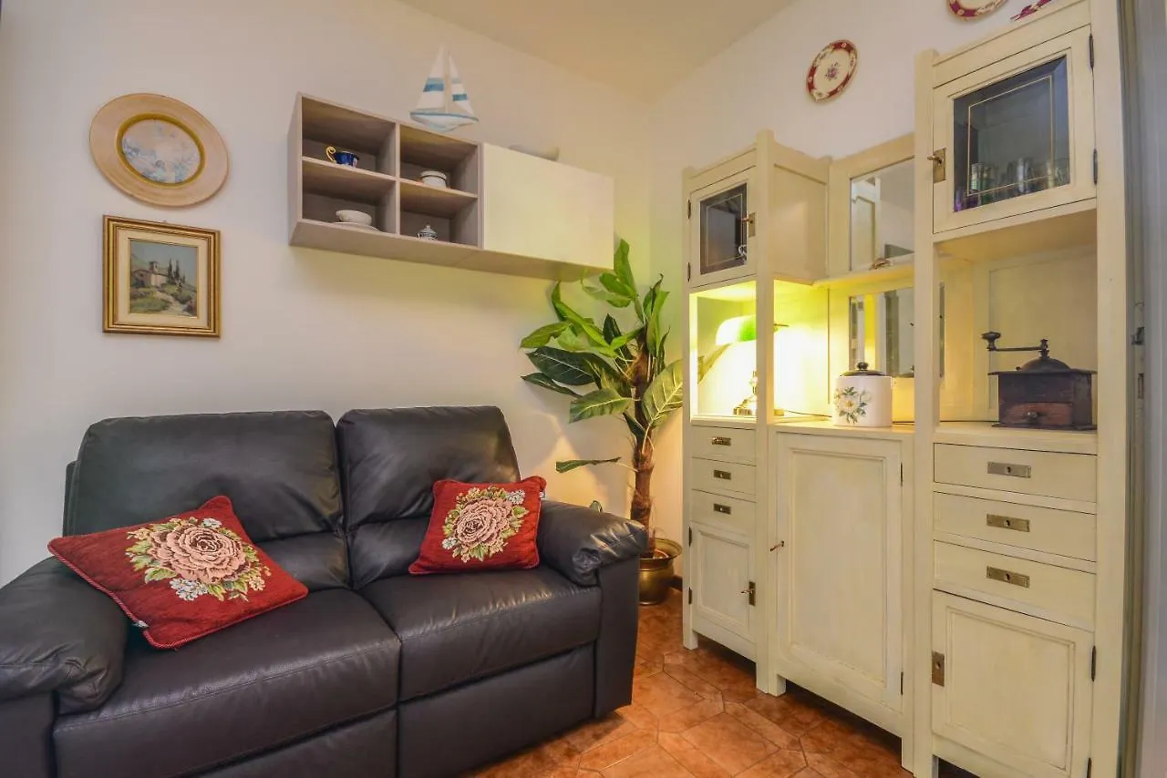 Ex Dimora Di Lawrence Apartment Gargnano