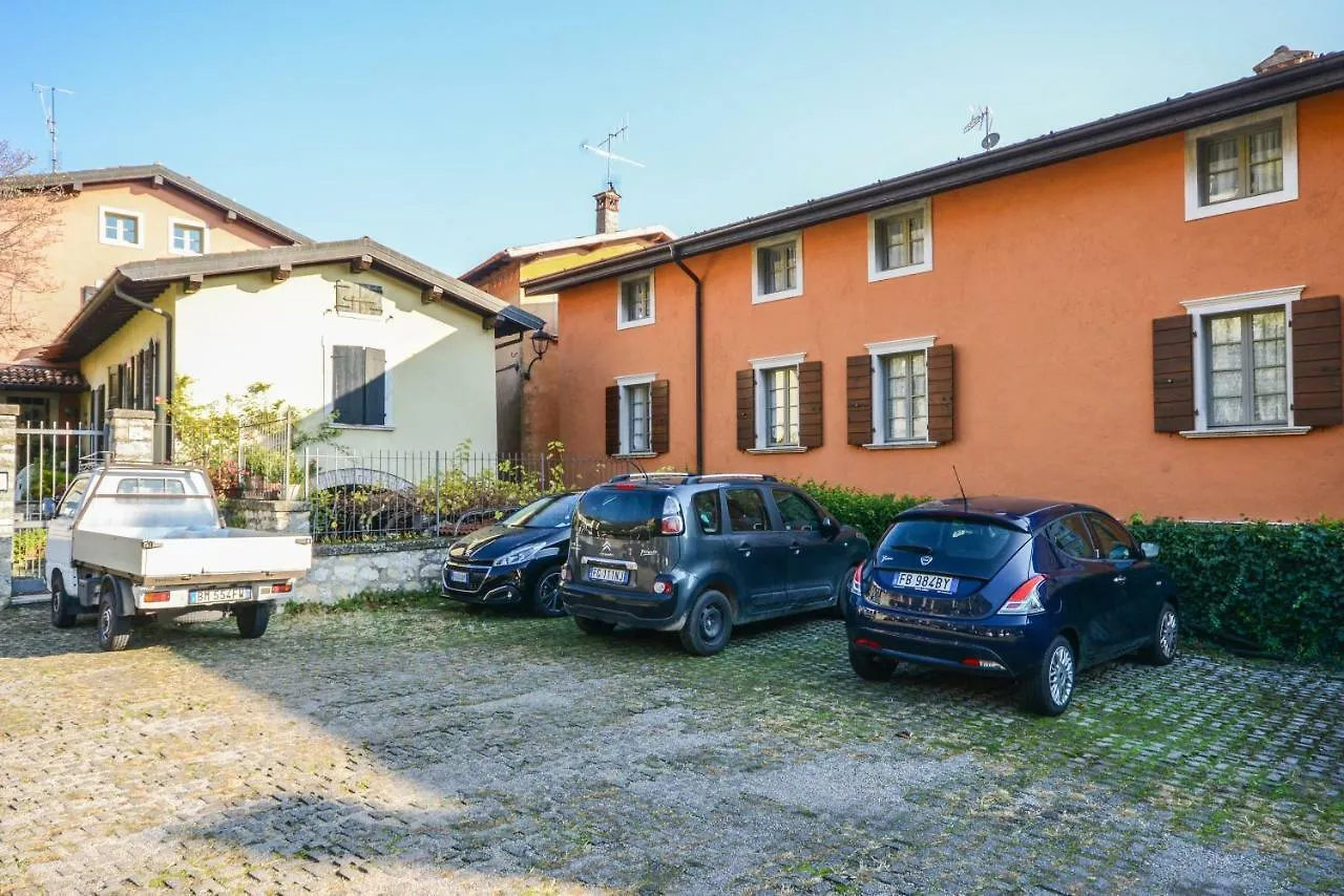 Appartamento Ex dimora di Lawrence Gargnano