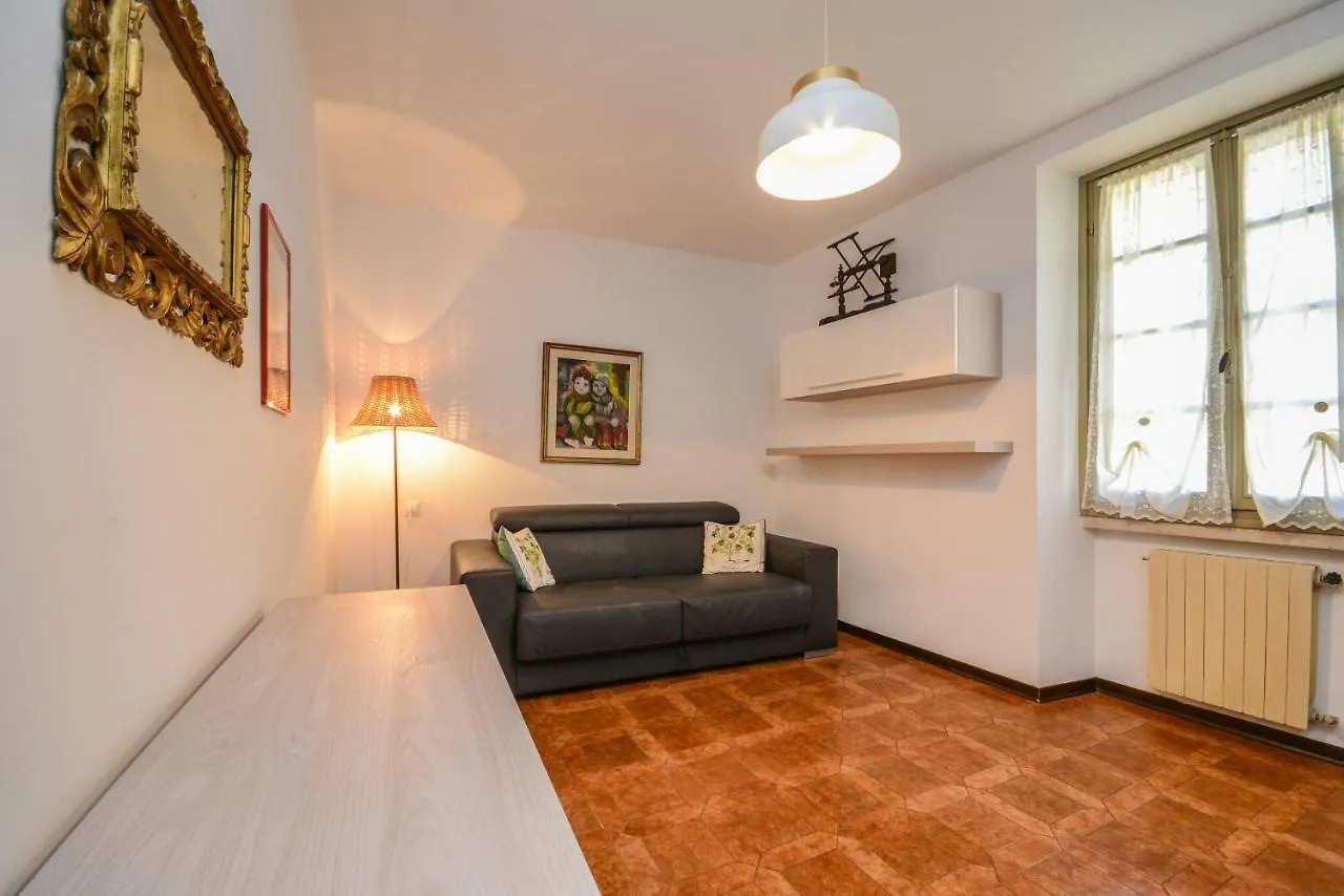 Appartamento Ex dimora di Lawrence Gargnano