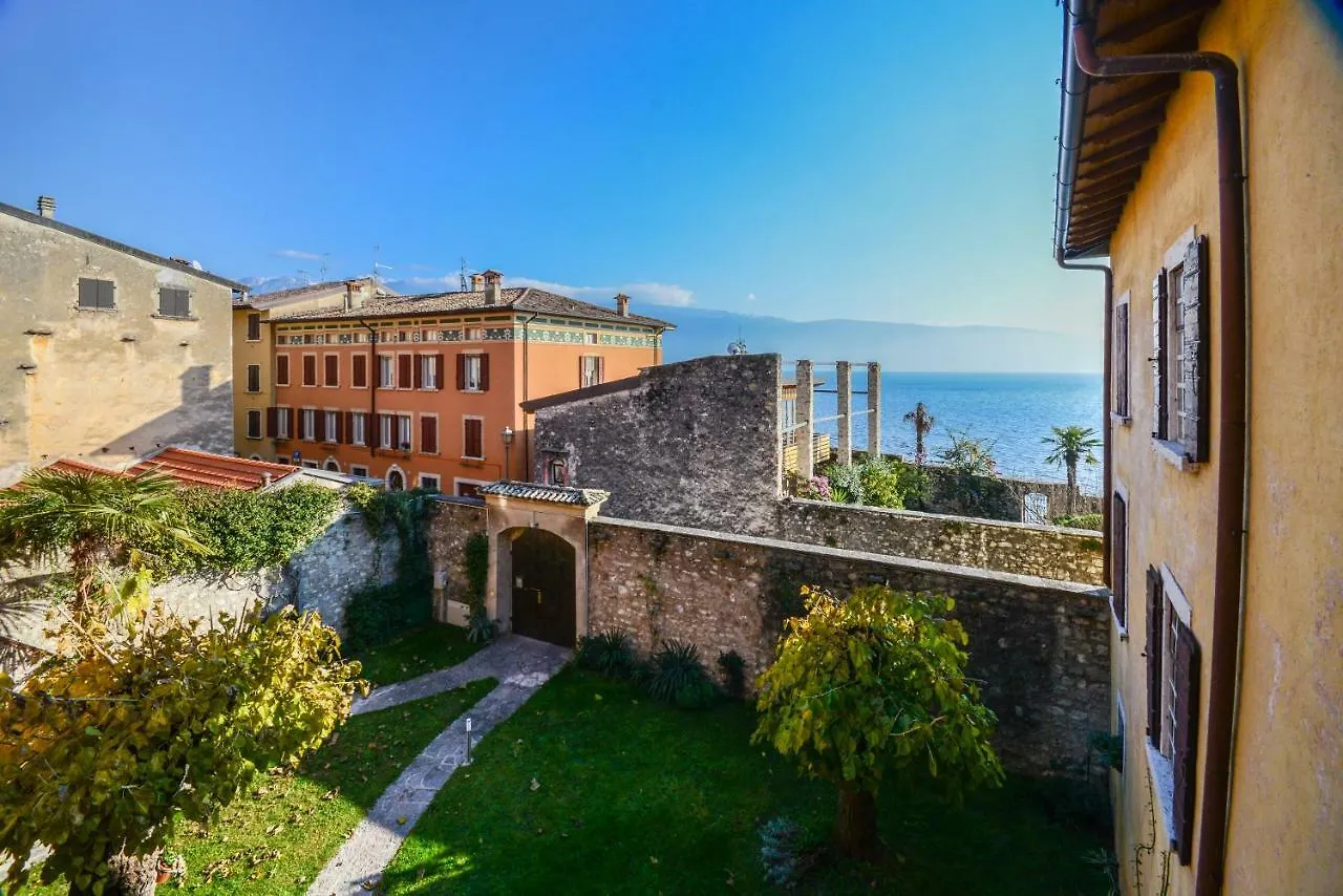 Ex Dimora Di Lawrence Apartamento Gargnano