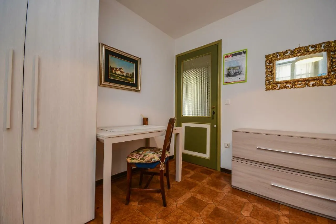Appartamento Ex dimora di Lawrence Gargnano