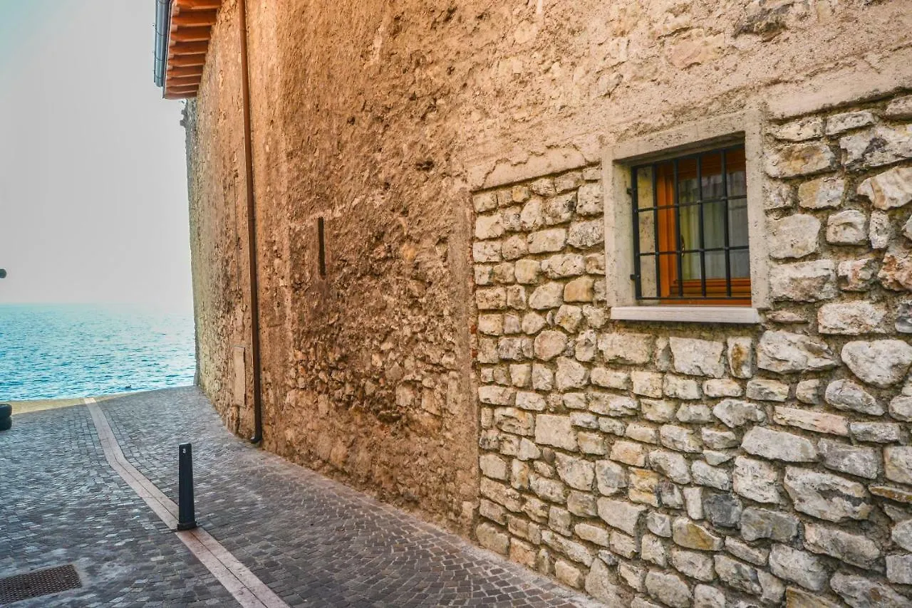 Ex Dimora Di Lawrence Apartment Gargnano